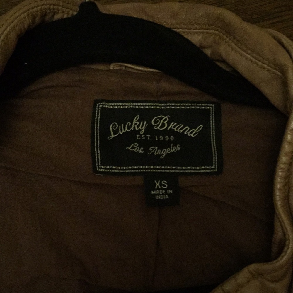 Leather jacket - Picture 2 of 3